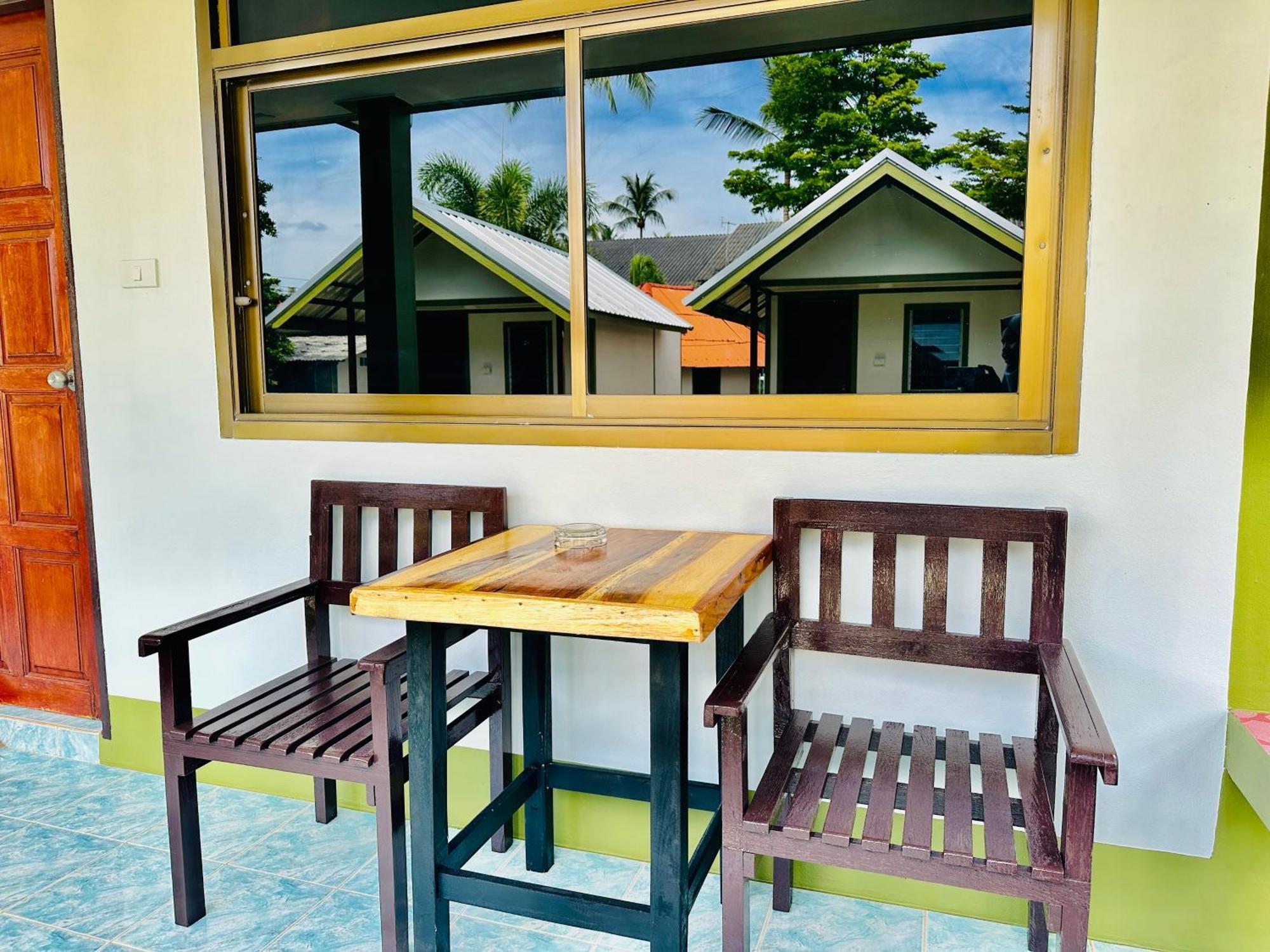 Lanta L.D. Beach Bungalow Ko Lanta Exteriör bild