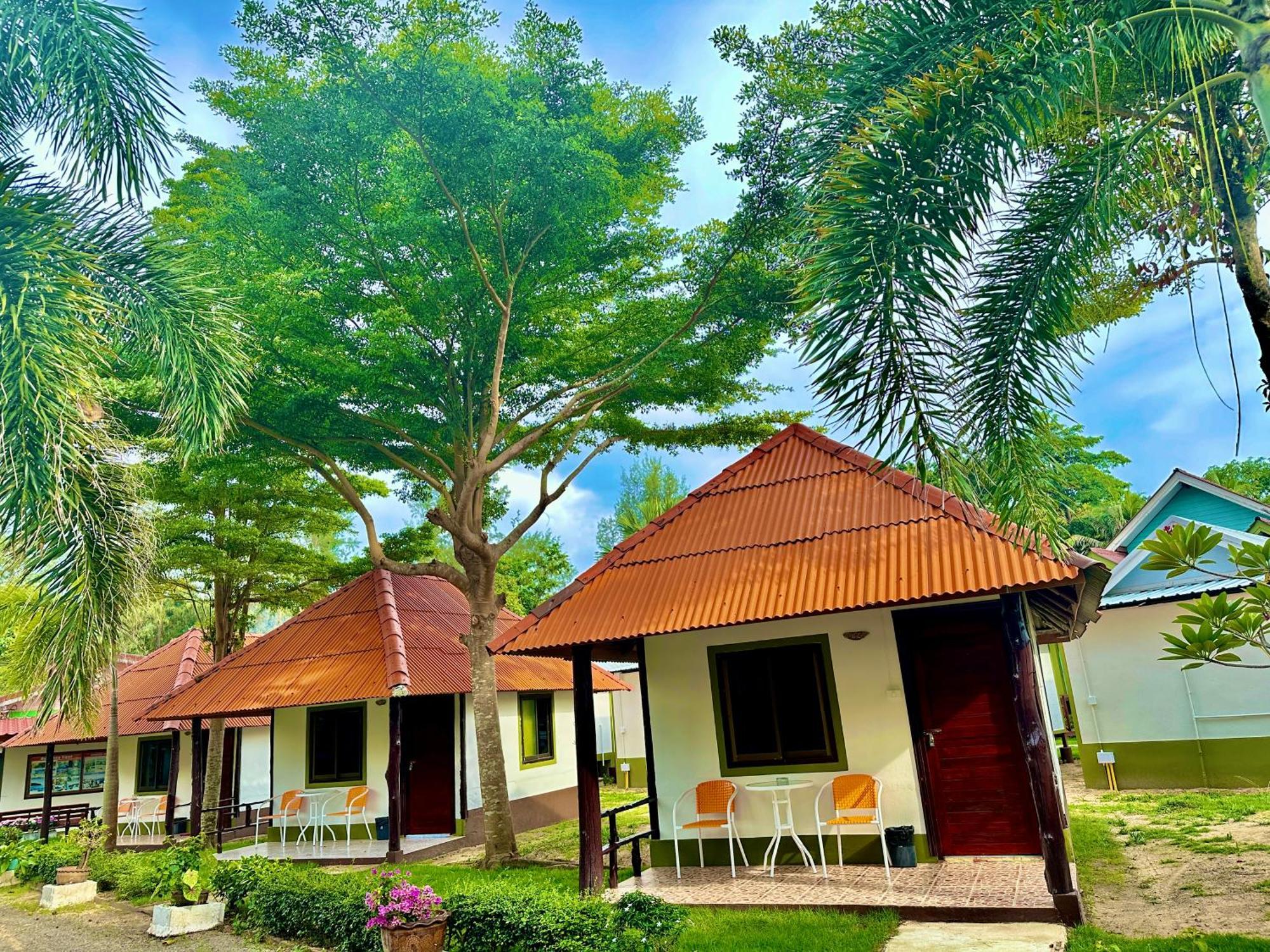 Lanta L.D. Beach Bungalow Ko Lanta Exteriör bild